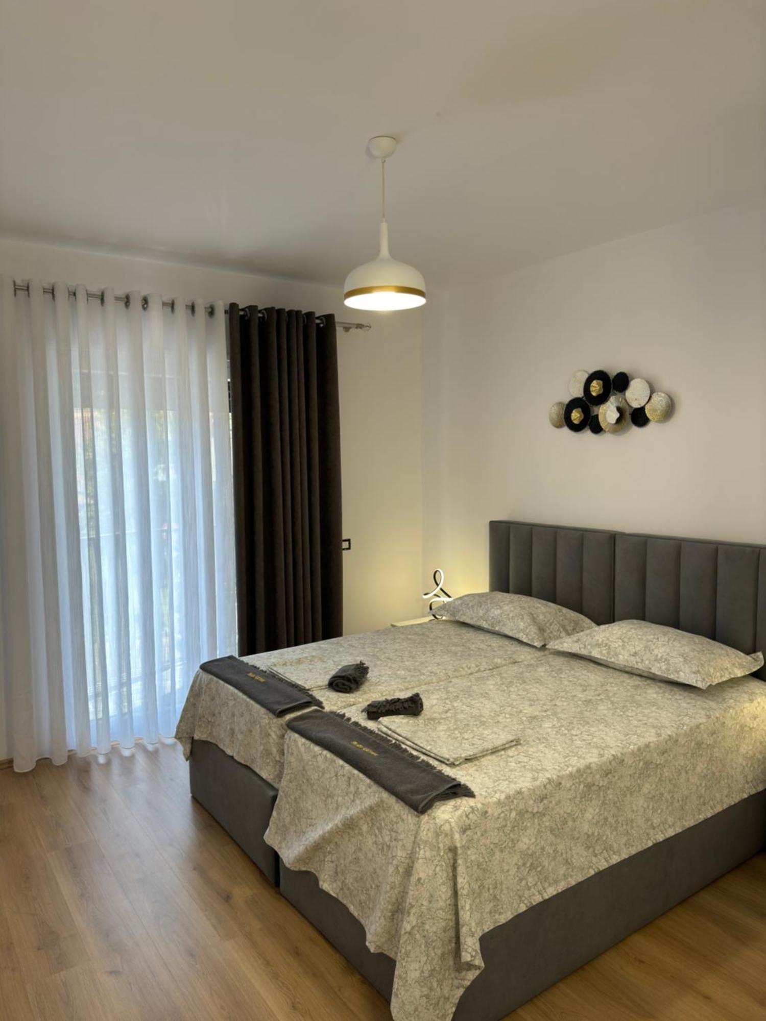 Apartment In City Center Шкодер Экстерьер фото